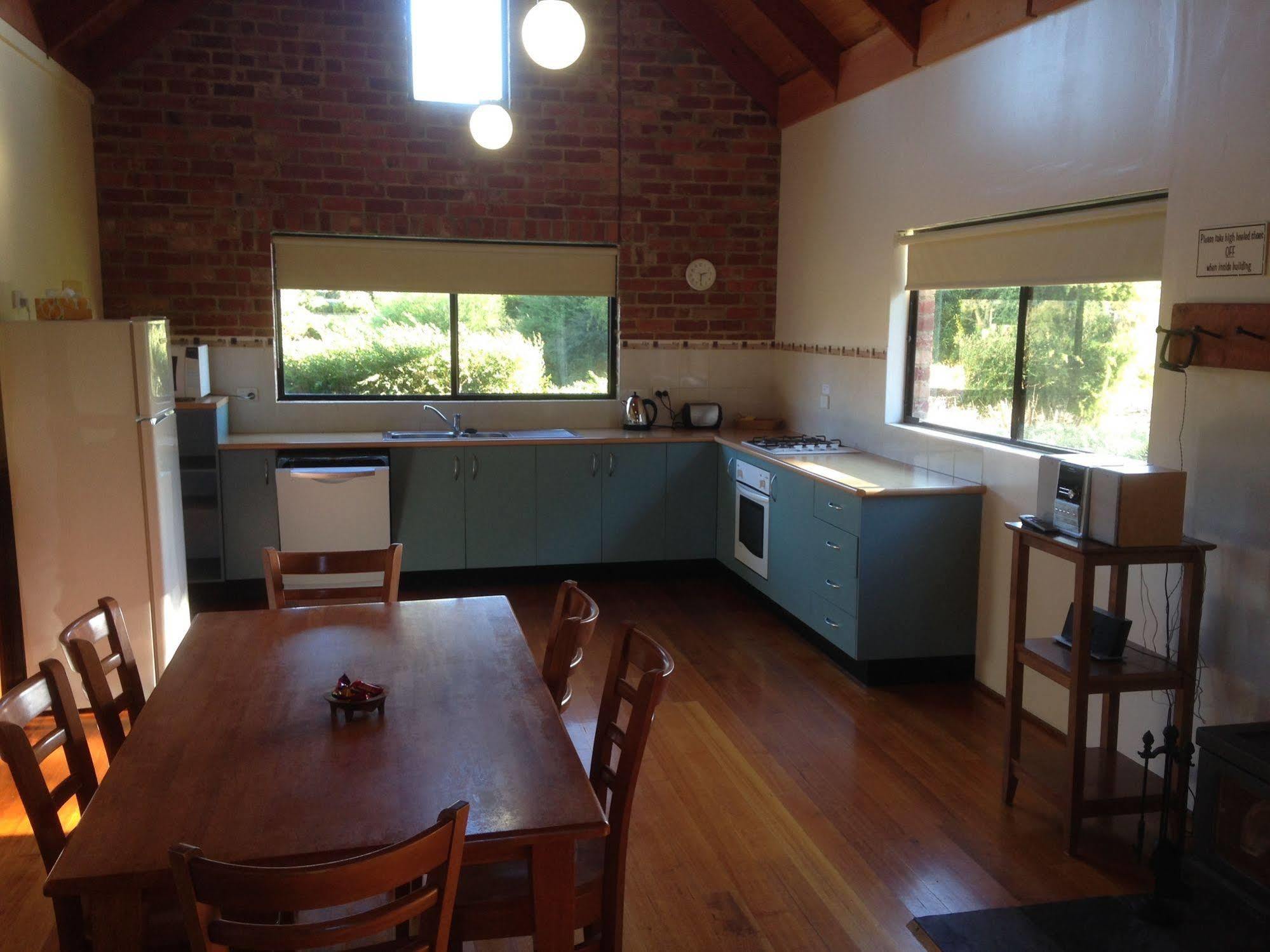 Prom Coast Holiday Lodge Waratah Bay Buitenkant foto